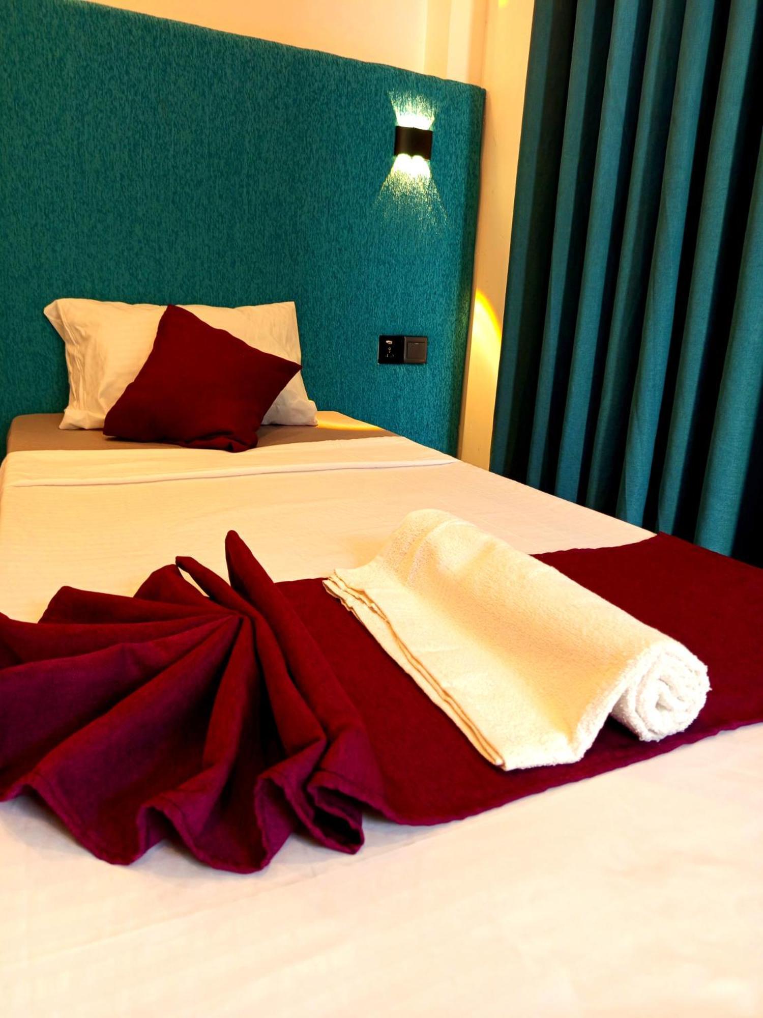 Olu Bunk Apartment Dikwella Luaran gambar