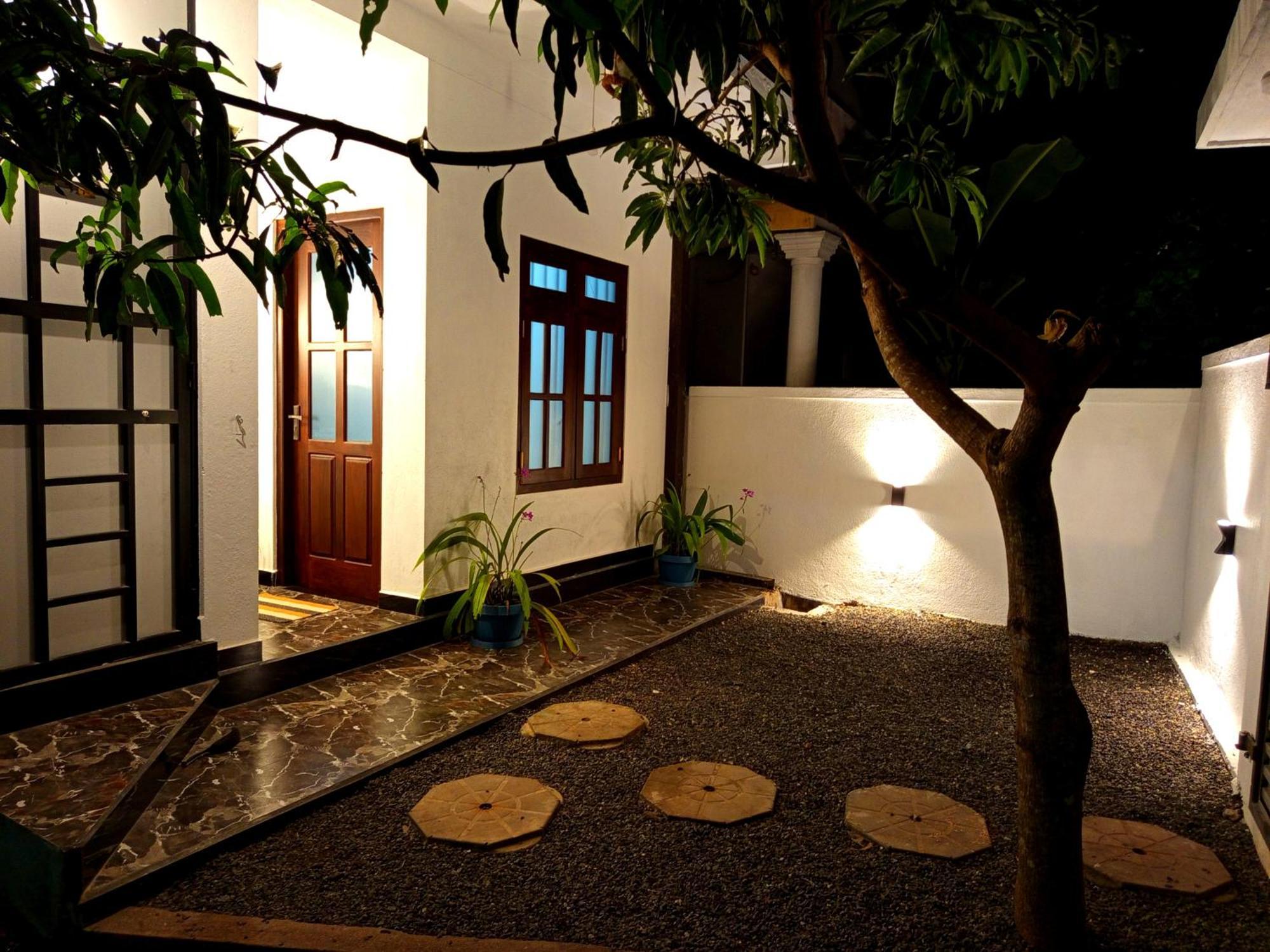 Olu Bunk Apartment Dikwella Luaran gambar